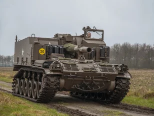 155mm howizter